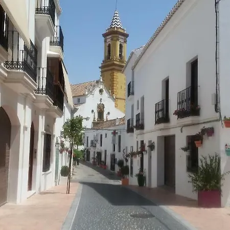 Puerto Deportivo Estepona Exterior foto